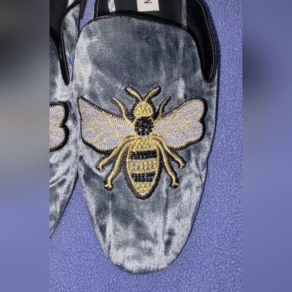 Steve Madden Velvet Bee Embroidered Mules - Picture 2 of 3